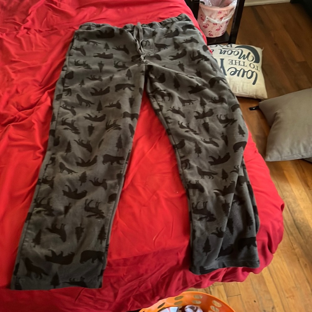 christmas pants.